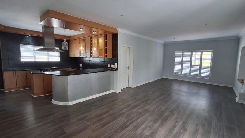 To Let 4 Bedroom Property for Rent in West Beach Western Cape